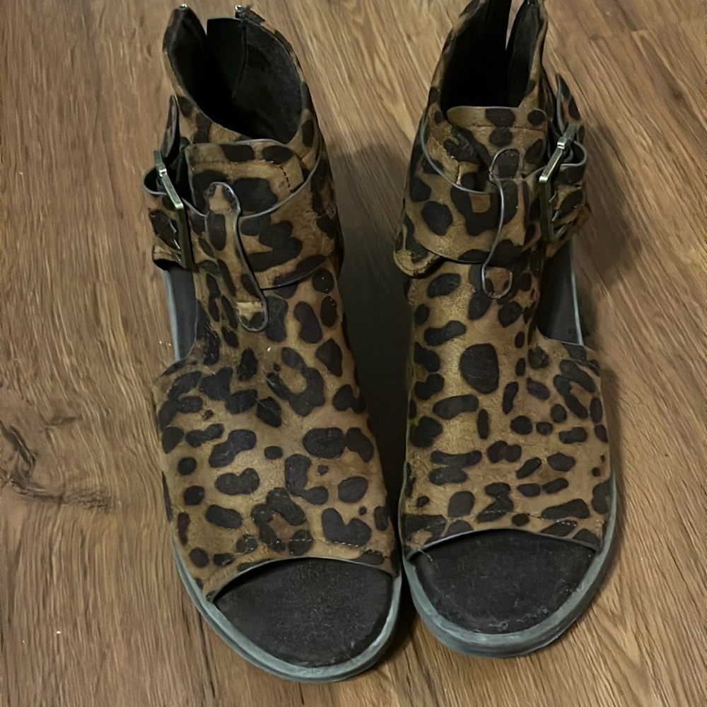 Leopard Print wedges